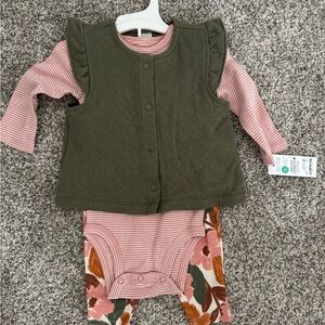 Carter’s 3-Piece Set with Vest